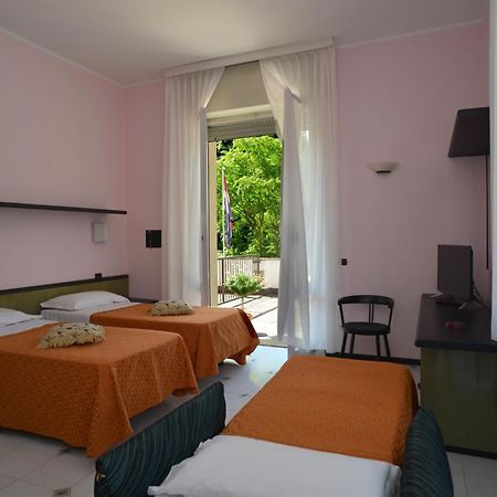 Hotel Salus Sant'Andrea Bagni Екстер'єр фото