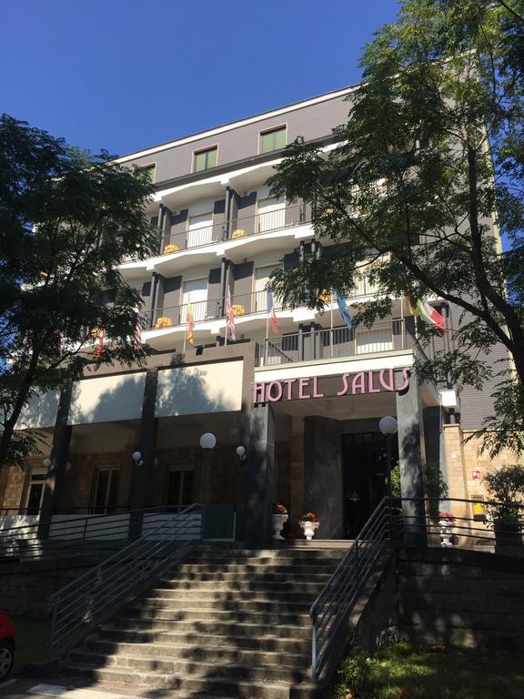 Hotel Salus Sant'Andrea Bagni Екстер'єр фото