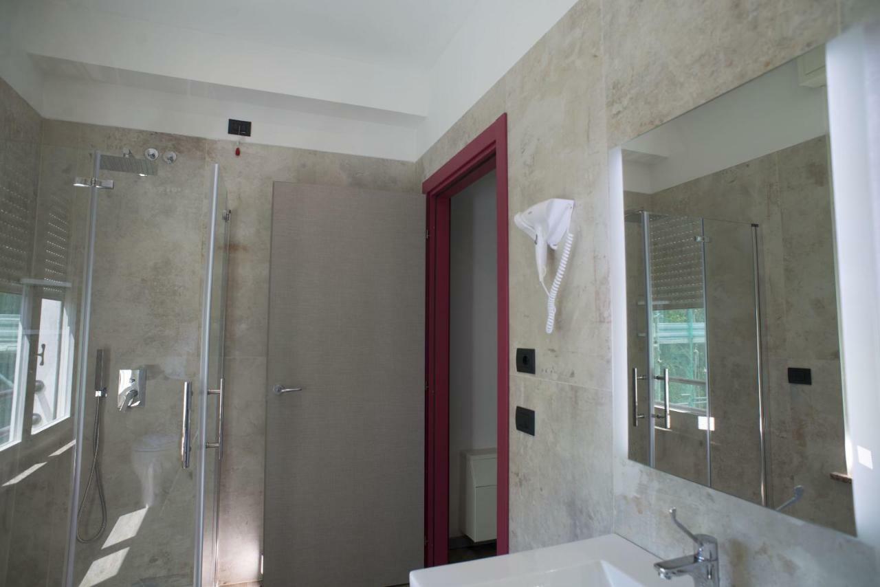 Hotel Salus Sant'Andrea Bagni Екстер'єр фото
